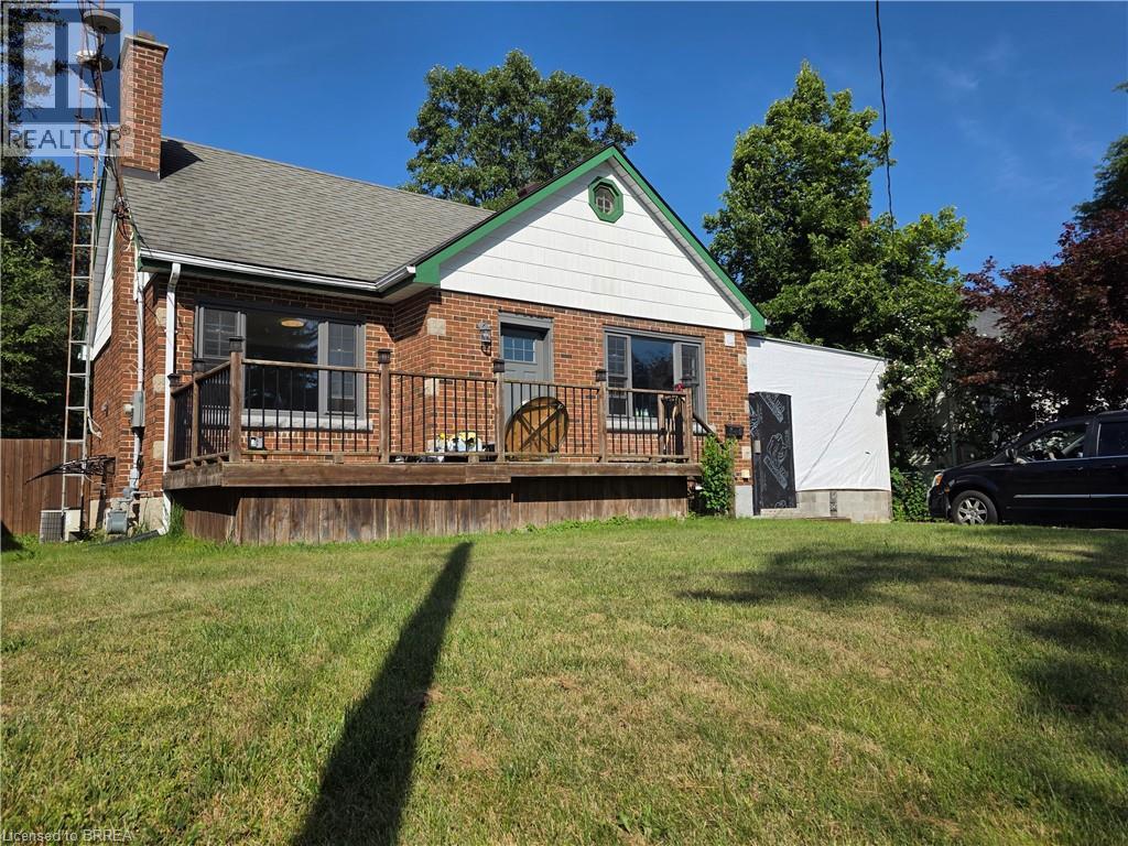 32 Forest Road, Brantford, Ontario  N3S 6W2 - Photo 3 - 40857574