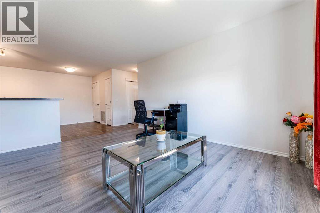 107, 8 Bayside Place, Strathmore, Alberta  T1P 0E1 - Photo 6 - A2303246