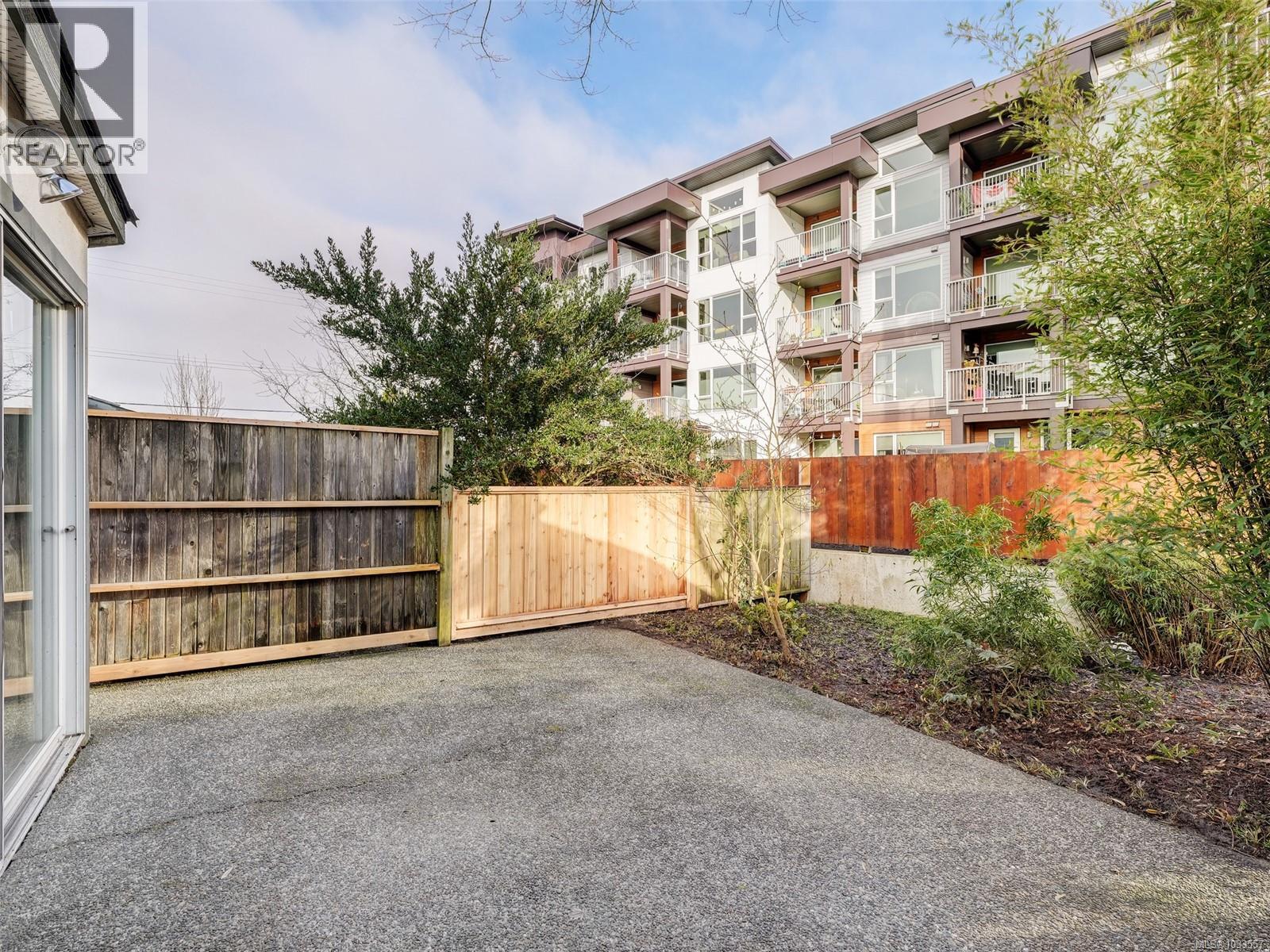 4 9923 Seventh St, Sidney, British Columbia V8L 2V8 - Photo 27 - 1033557