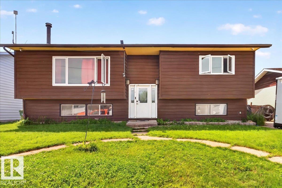 5215 50 AV, Bruderheim, Alberta