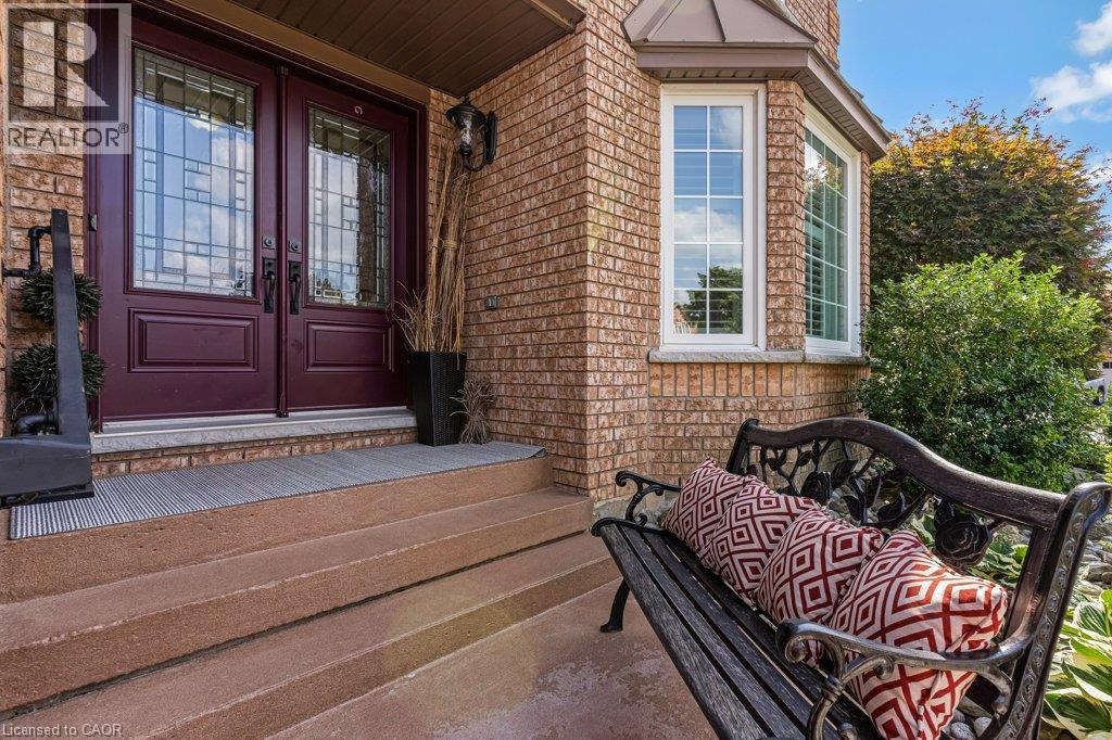 39 Falcon Court, Cambridge, Ontario  N1T 1P2 - Photo 4 - 40857548