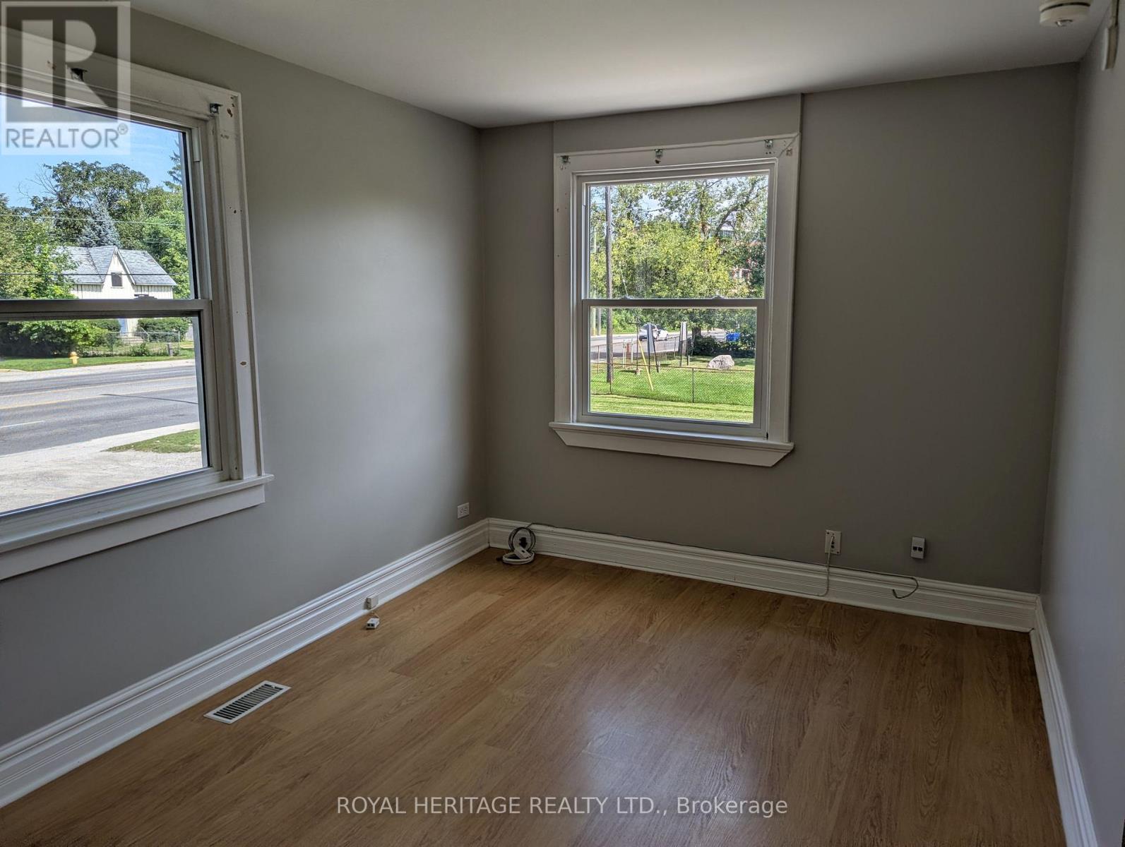 1 - 951 Dundas Street E, Whitby, Ontario  L1N 2K1 - Photo 9 - E13701340