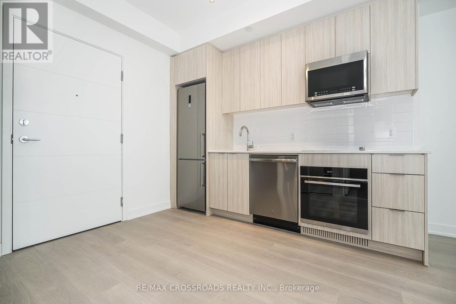 411 - 20 Deans Drive, Toronto, Ontario  M1L 0J7 - Photo 7 - E13701414