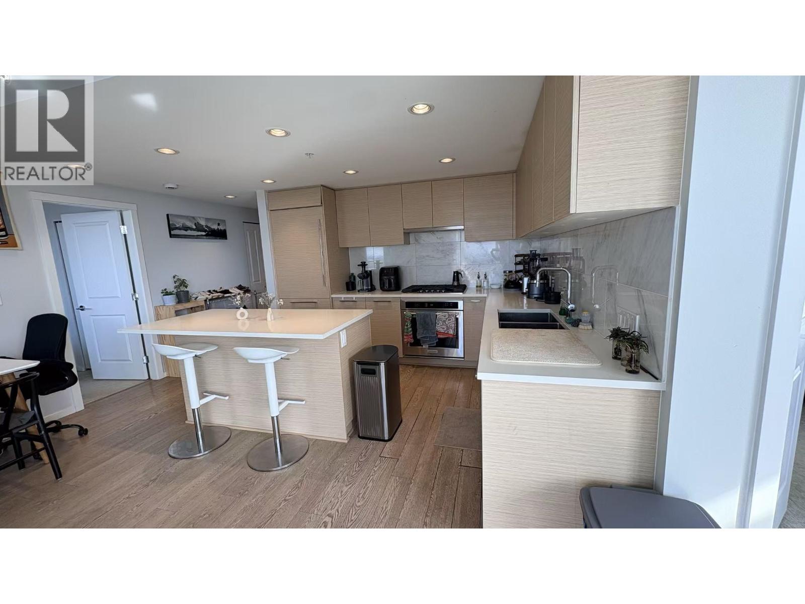 2308 6700 Dunblane Avenue, Burnaby, British Columbia V5H 0J3 - Photo 4 - R3157856