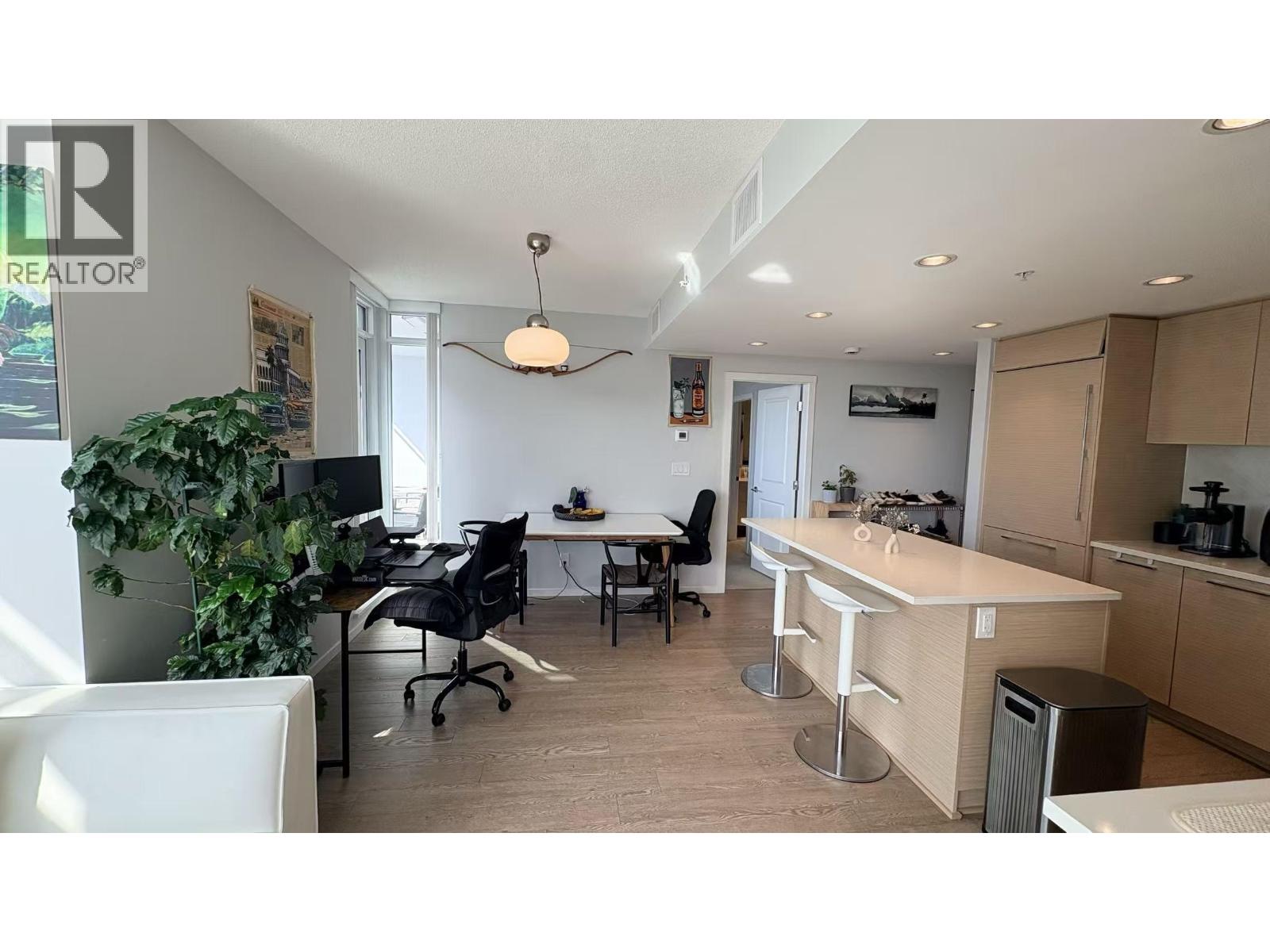2308 6700 Dunblane Avenue, Burnaby, British Columbia V5H 0J3 - Photo 6 - R3157856