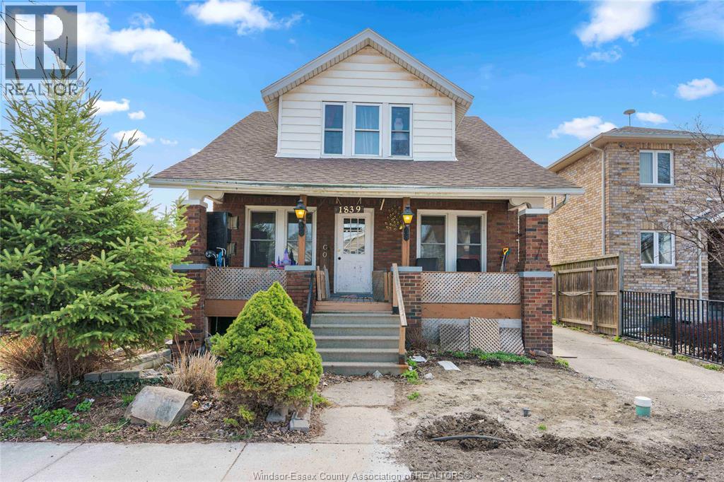 1839 ST . LUKE Unit# UPPER UNIT, Windsor, Ontario