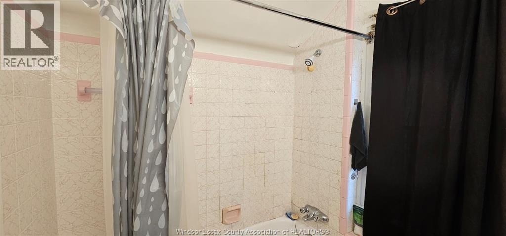 1839 St . Luke Unit# Upper Unit, Windsor, Ontario  N8W 3W8 - Photo 12 - 26020484