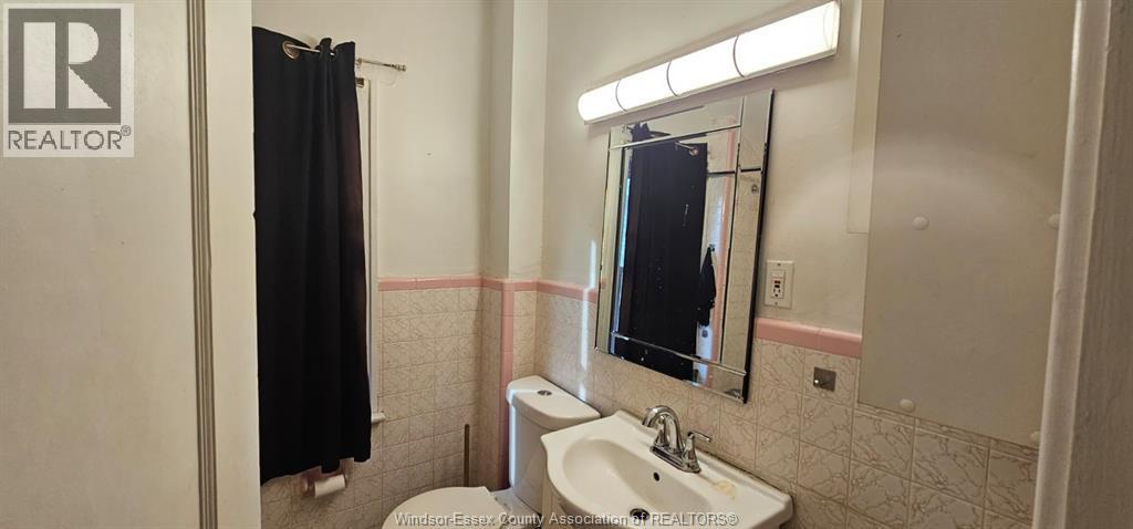 1839 St . Luke Unit# Upper Unit, Windsor, Ontario  N8W 3W8 - Photo 13 - 26020484