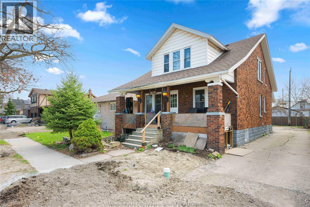 1839 St . Luke Unit# Upper Unit, Windsor, Ontario  N8W 3W8 - Photo 2 - 26020484