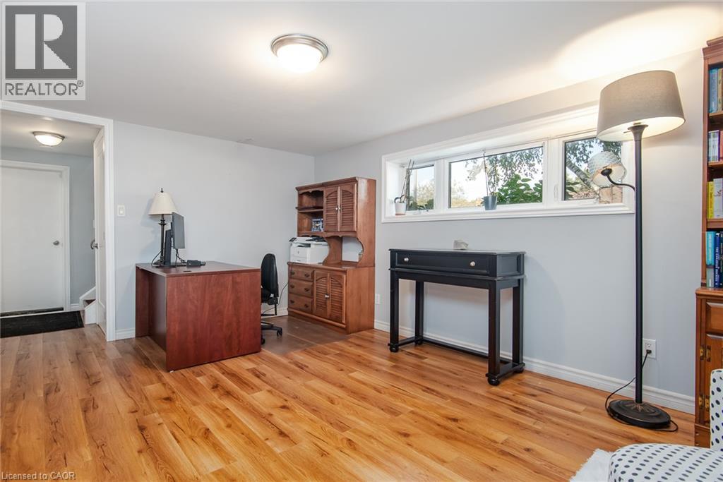 18 Mayberry Place, Stratford, Ontario  N5A 6Z7 - Photo 41 - 40857481