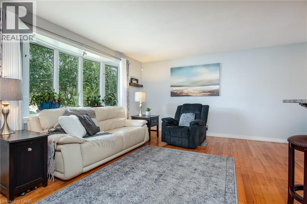 18 Mayberry Place, Stratford, Ontario  N5A 6Z7 - Photo 7 - 40857481