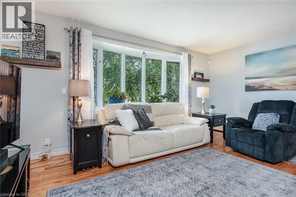 18 Mayberry Place, Stratford, Ontario  N5A 6Z7 - Photo 8 - 40857481