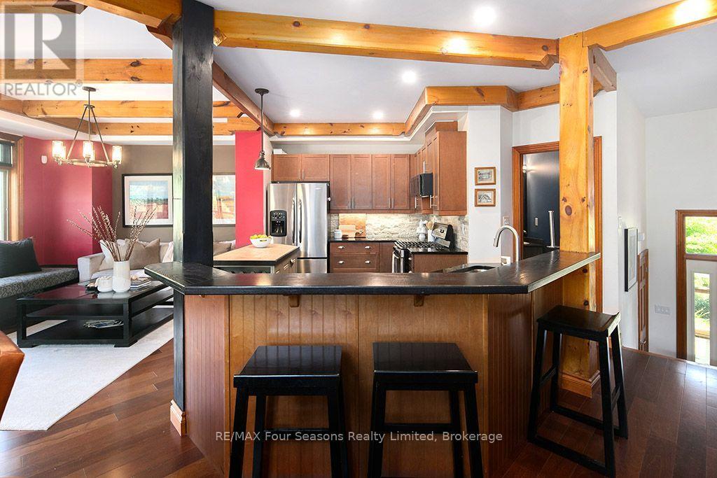 44 - 214 Blueski George Crescent, Blue Mountains, Ontario L9Y 0V5 - Photo 11 - X13701420
