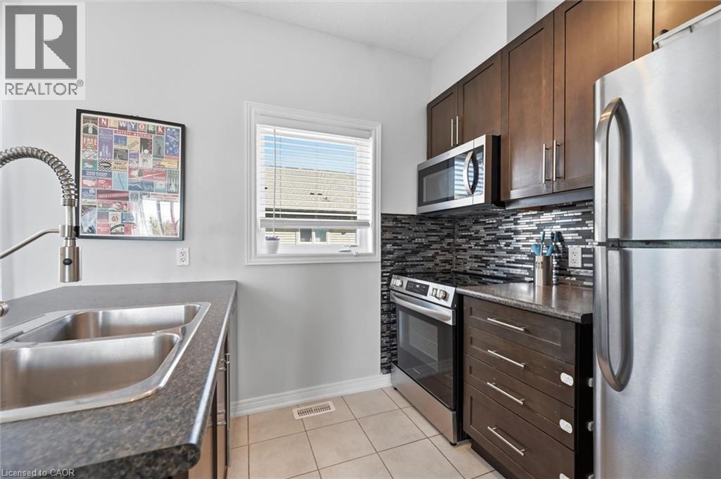 2985 Jackson Drive Unit# 10, Burlington, Ontario  L7M 0W2 - Photo 11 - 40854302