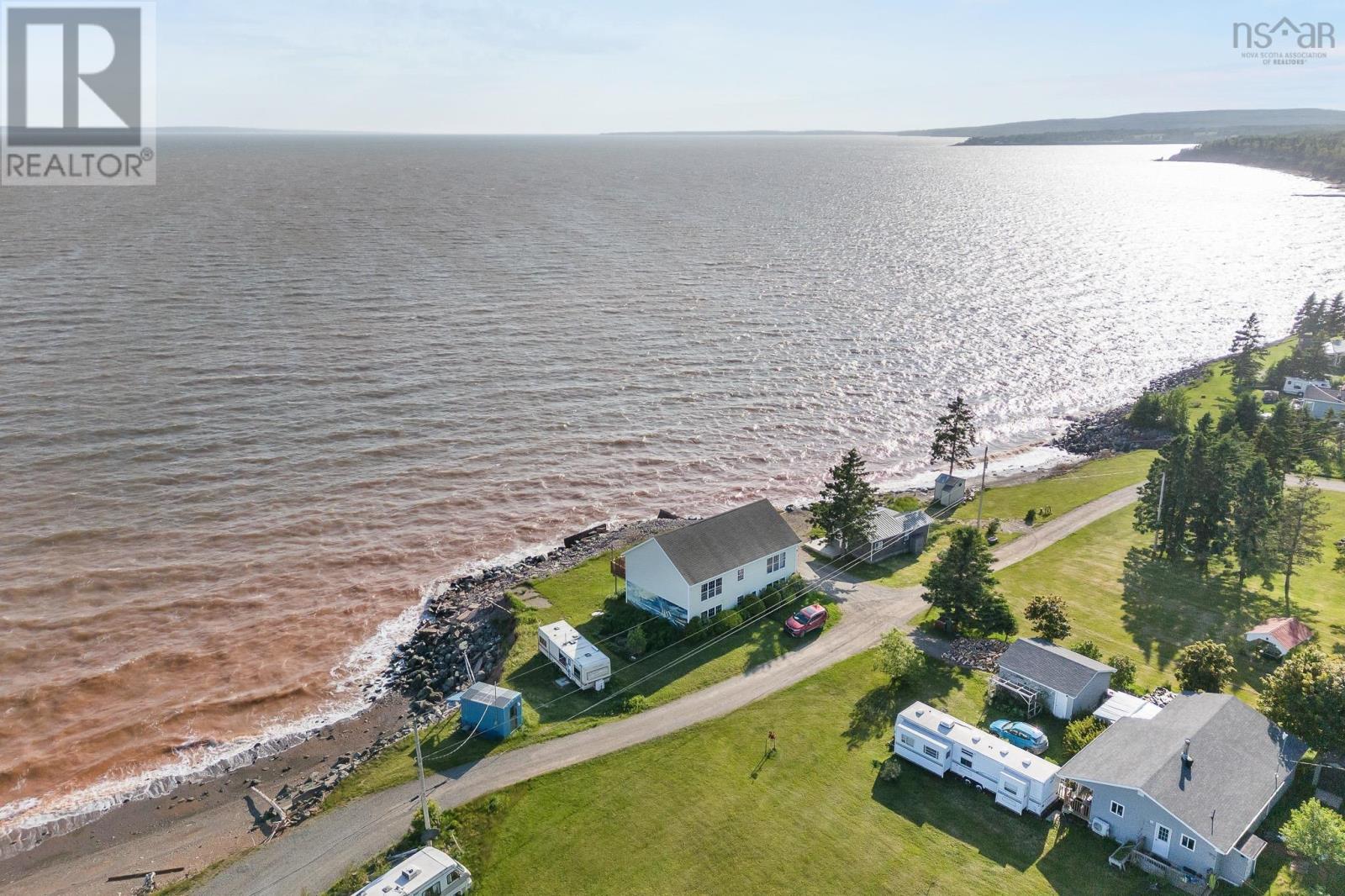 32 Evergreen Court, Bass River, Nova Scotia  B0M 1B0 - Photo 2 - 202614031