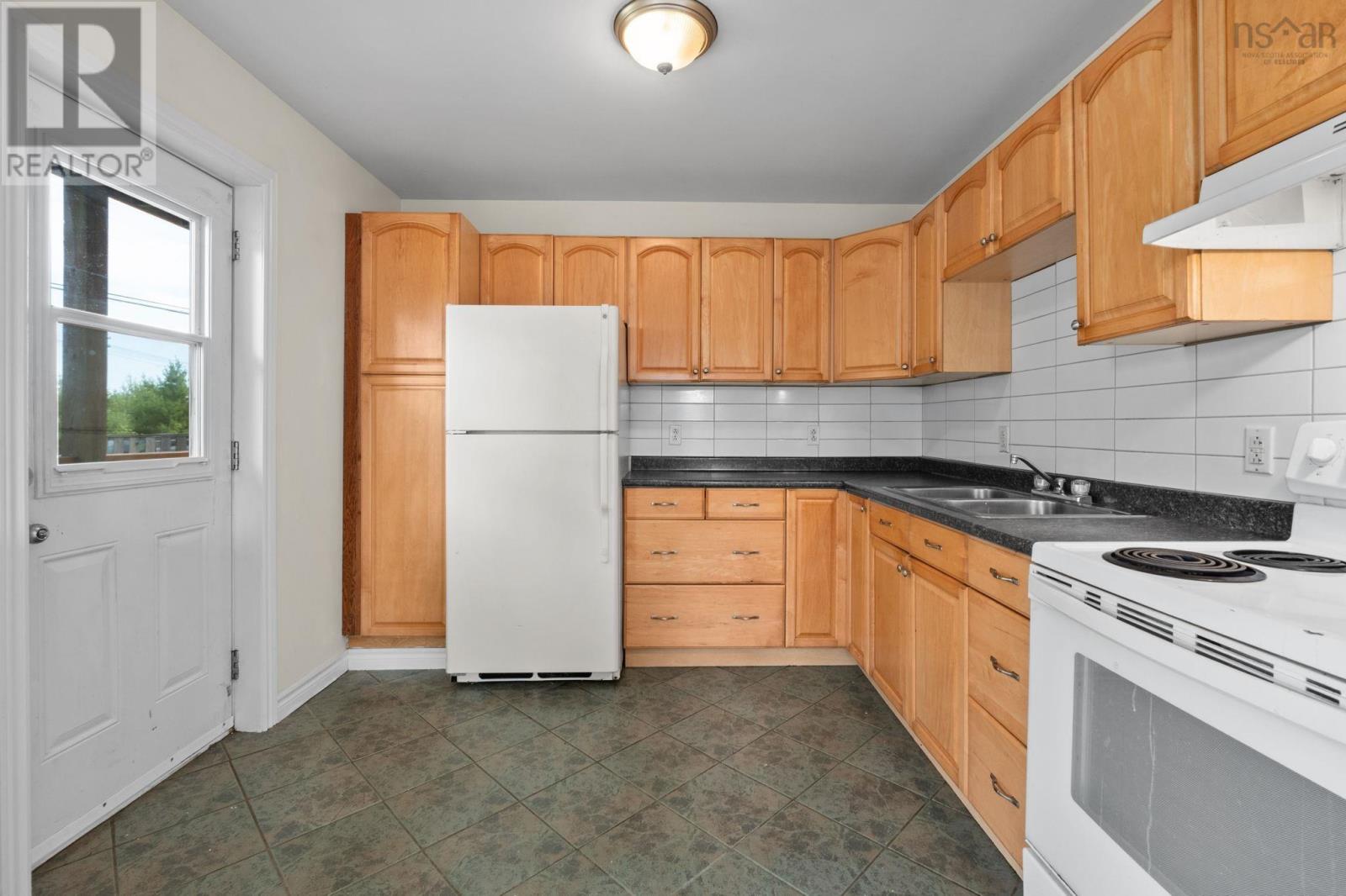 219 George Street, Stewiacke, Nova Scotia  B0N 2J0 - Photo 7 - 202618887