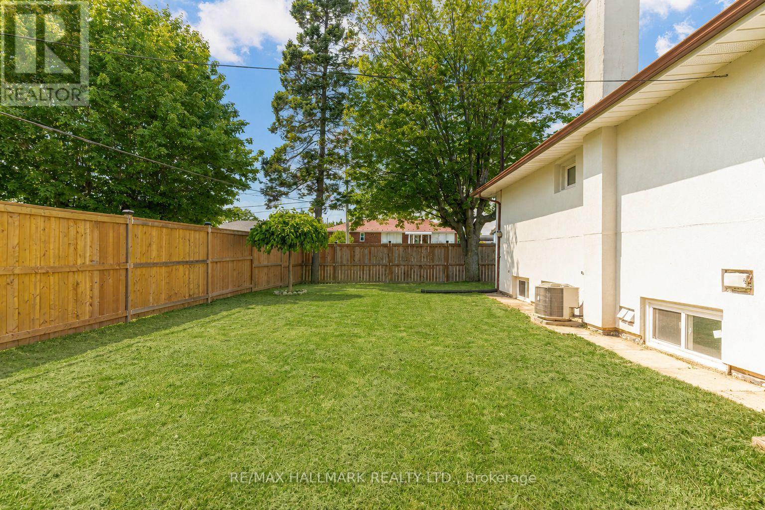 366 Wildwood Drive, Oakville, Ontario L6K 1T2 - Photo 35 - W13701330