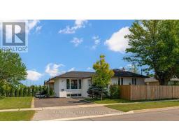 366 WILDWOOD DRIVE, Oakville, Ontario