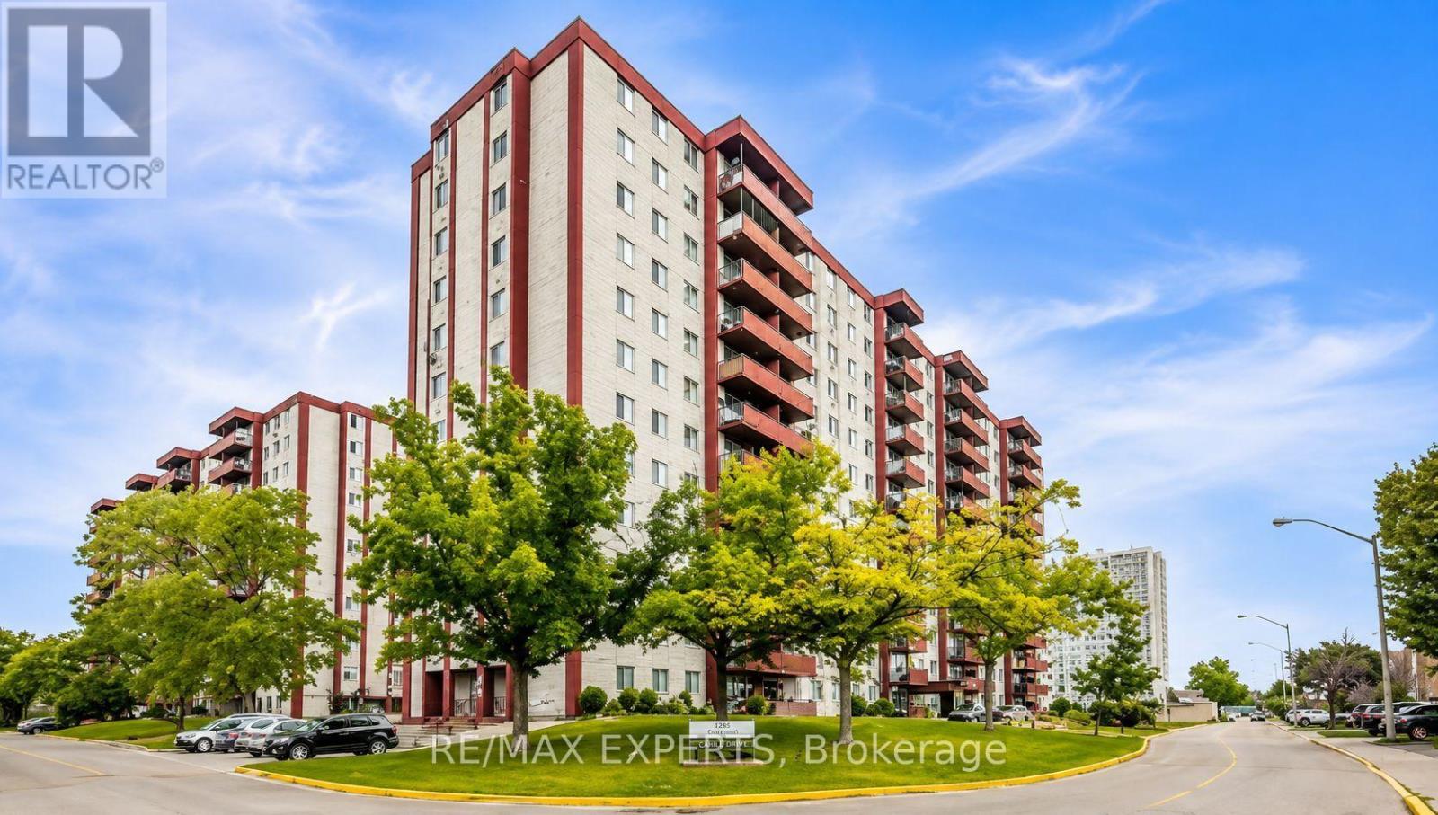 410 - 50 Lotherton Pathway, Toronto, Ontario  M6B 2G7 - Photo 1 - W13701394