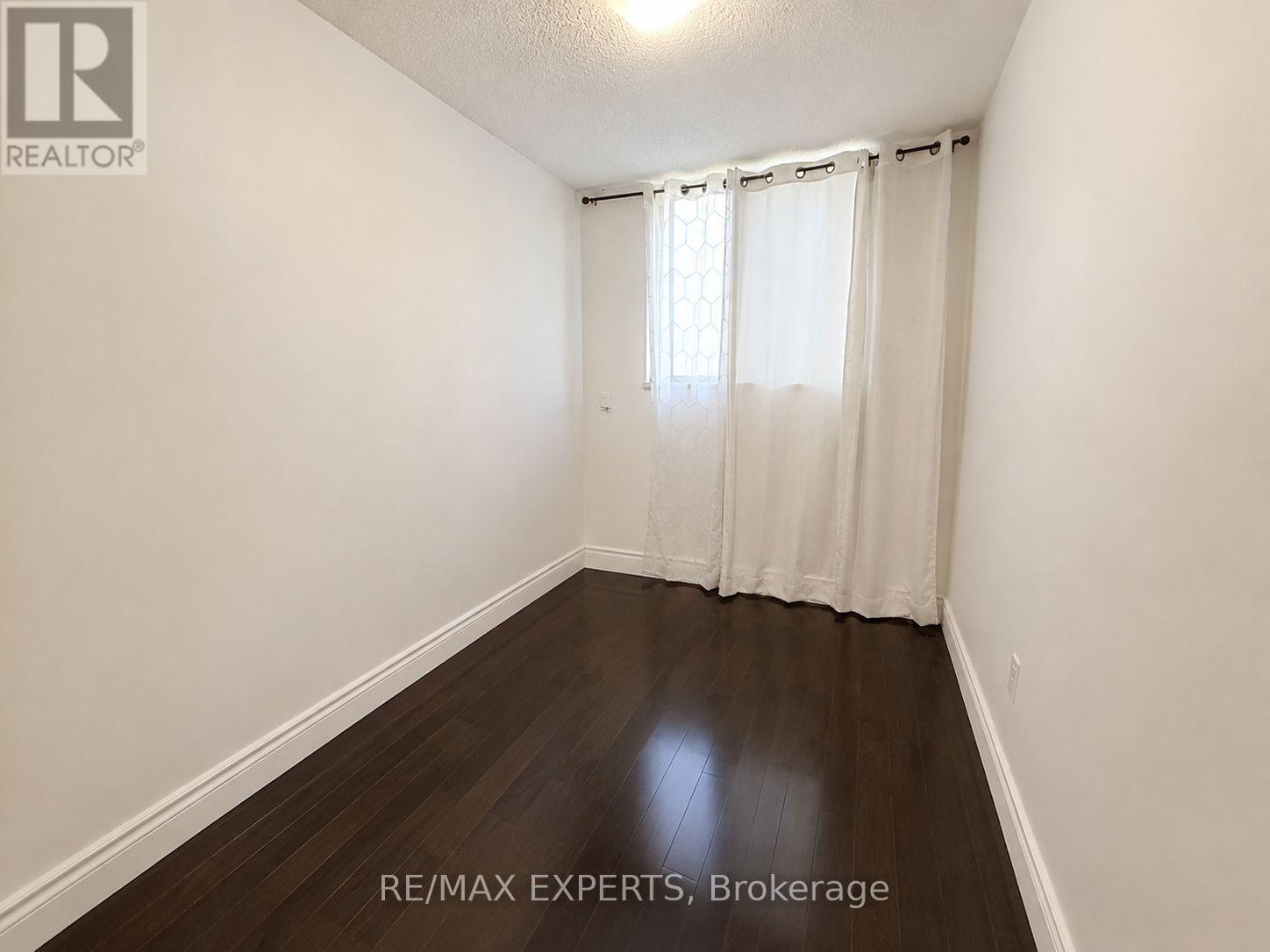 410 - 50 Lotherton Pathway, Toronto, Ontario  M6B 2G7 - Photo 11 - W13701394