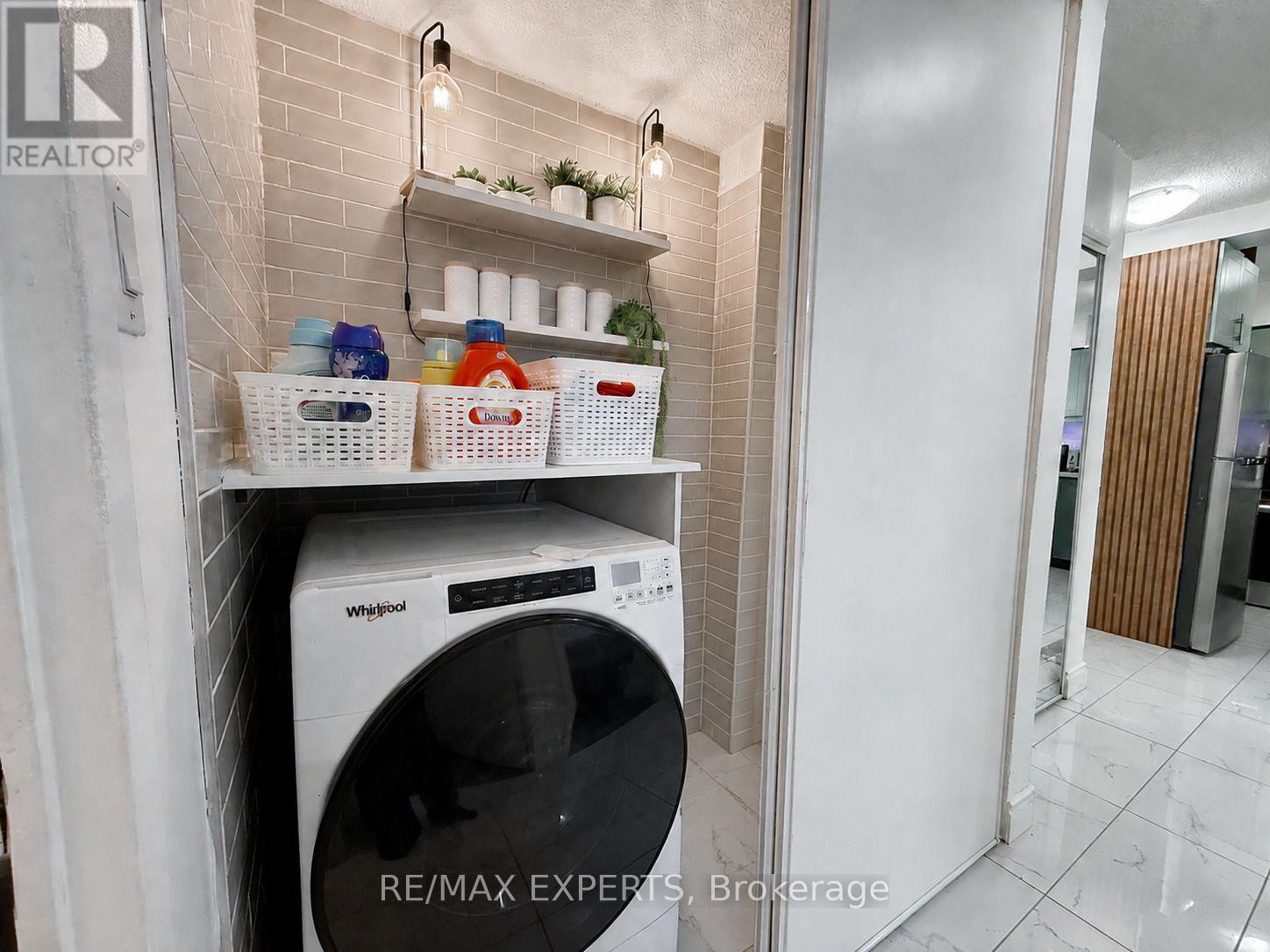 410 - 50 Lotherton Pathway, Toronto, Ontario  M6B 2G7 - Photo 12 - W13701394