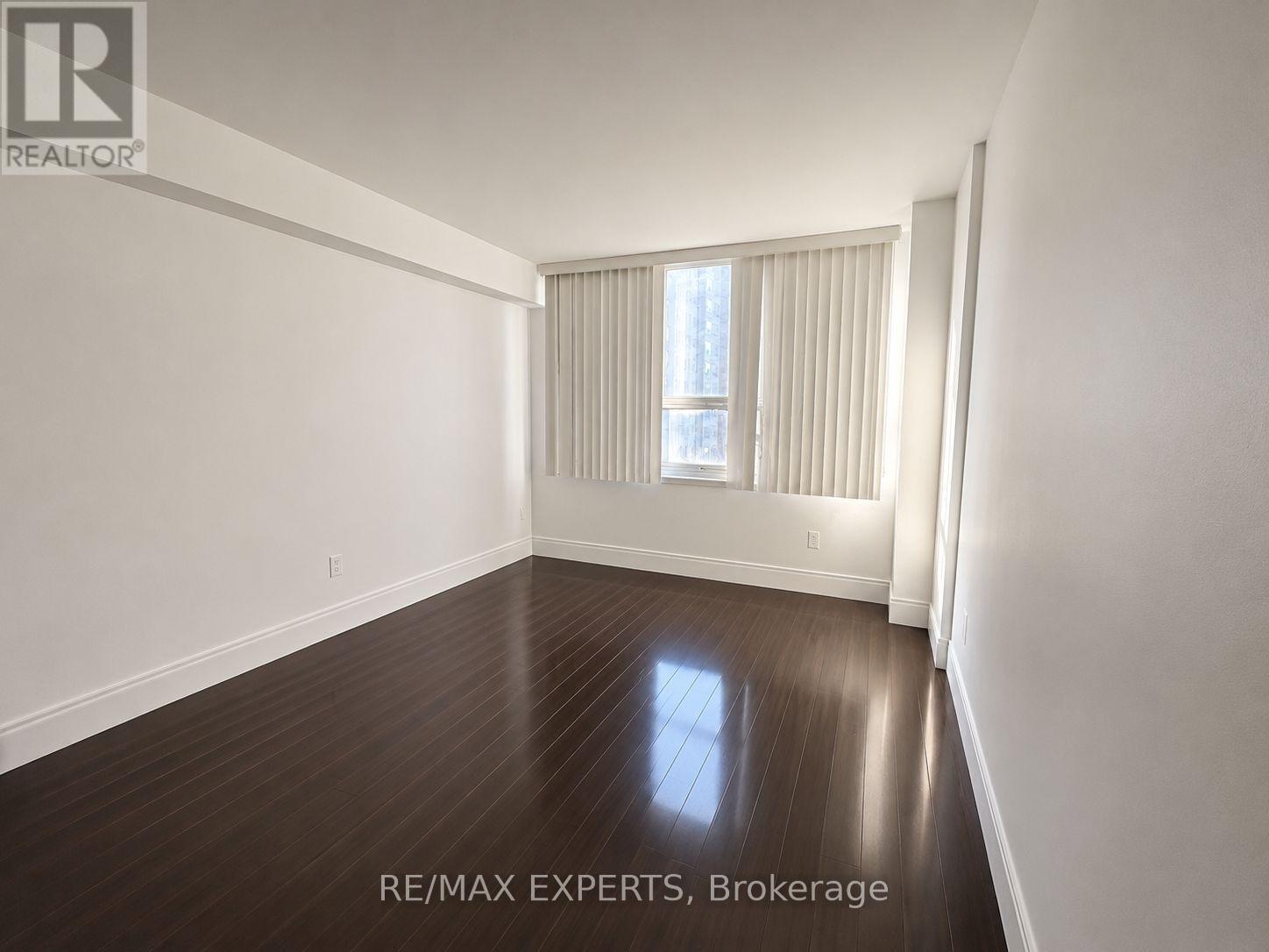 410 - 50 Lotherton Pathway, Toronto, Ontario  M6B 2G7 - Photo 6 - W13701394