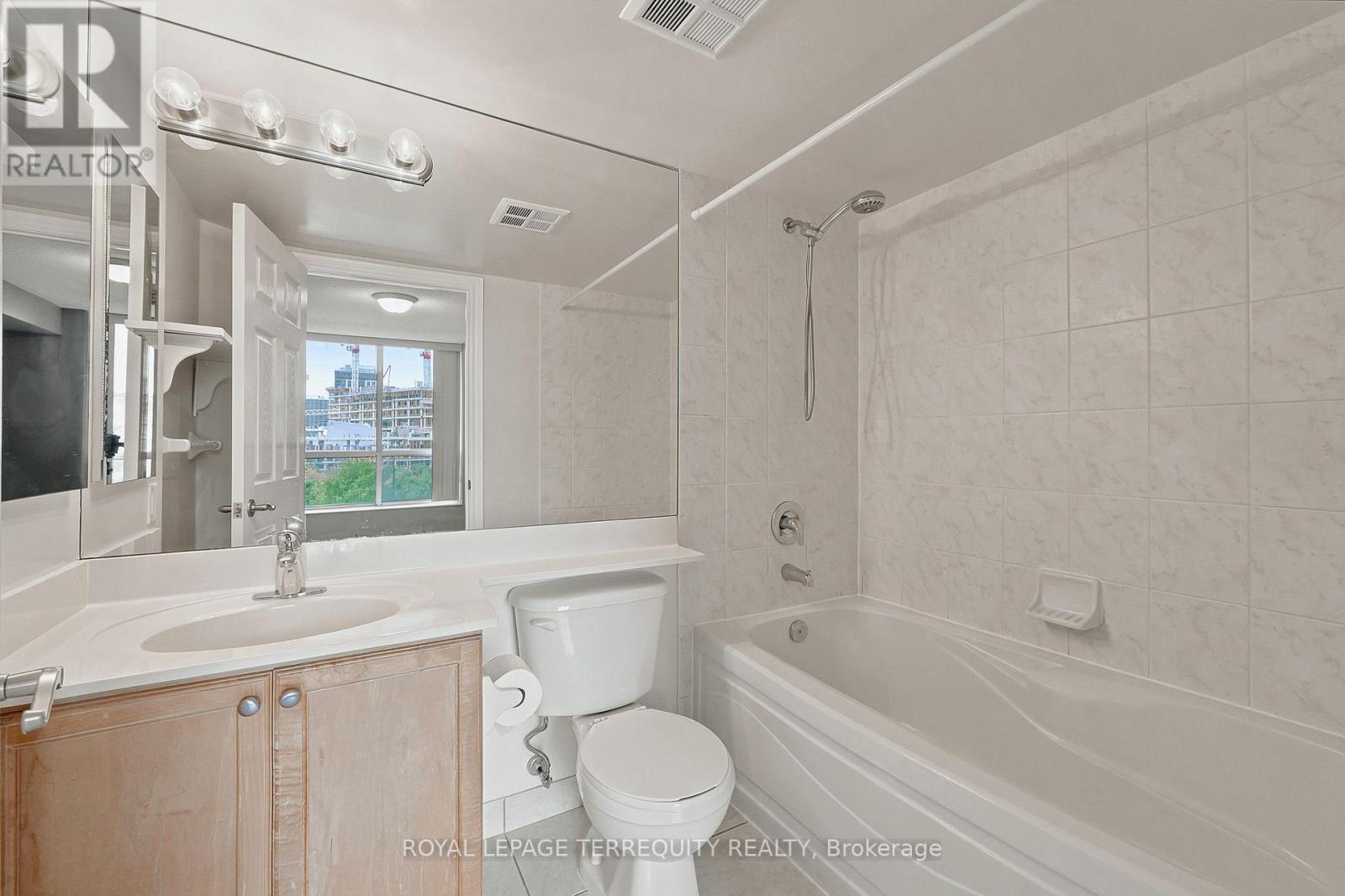 405 - 5229 Dundas Street W, Toronto, Ontario  M9B 6L9 - Photo 22 - W13701396
