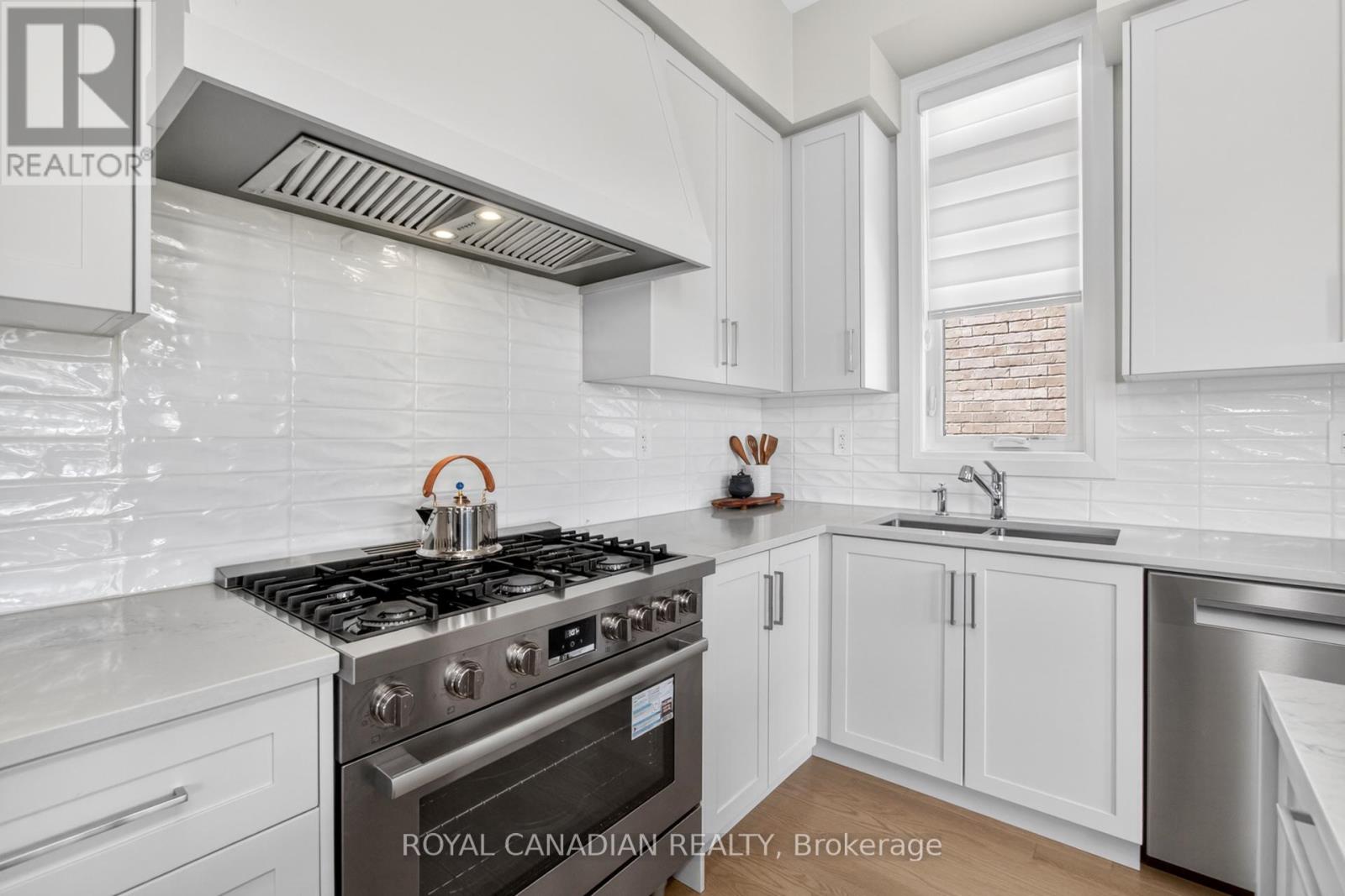 1531 Kitchen Court, Milton, Ontario  L9E 1Y7 - Photo 23 - W13701410