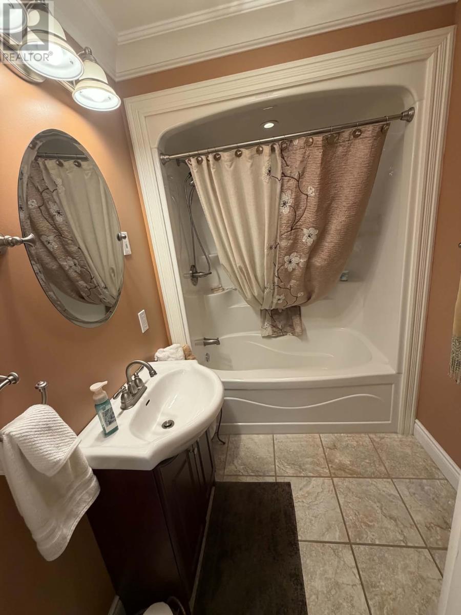 1 Ford Street, Happy Valley-Goose Bay — photo 9