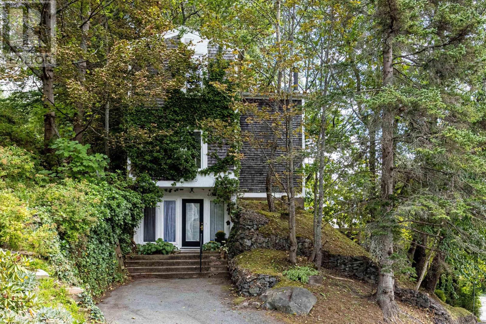 46 Old Ferry Road, Dartmouth, Nova Scotia  B2Y 2E7 - Photo 2 - 202621210