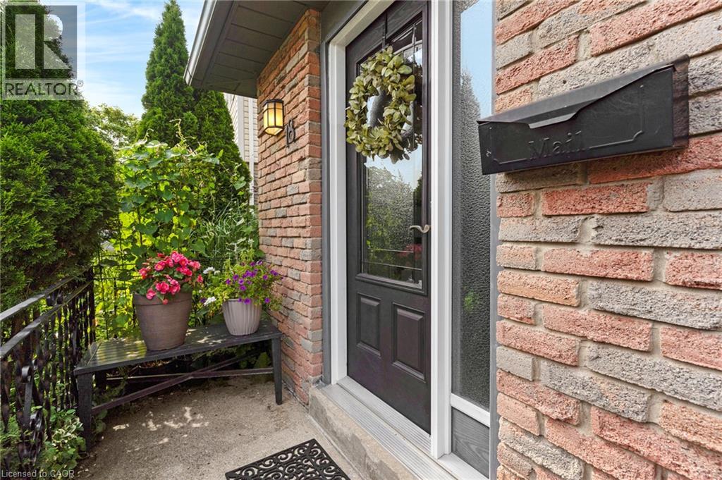 18 Bismark Drive, Cambridge, Ontario  N1S 4G1 - Photo 3 - 40852273