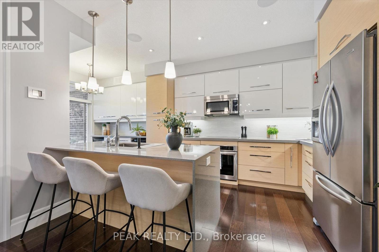111 Oak Park Drive, Waterloo, Ontario  N2K 0B3 - Photo 9 - X13701368