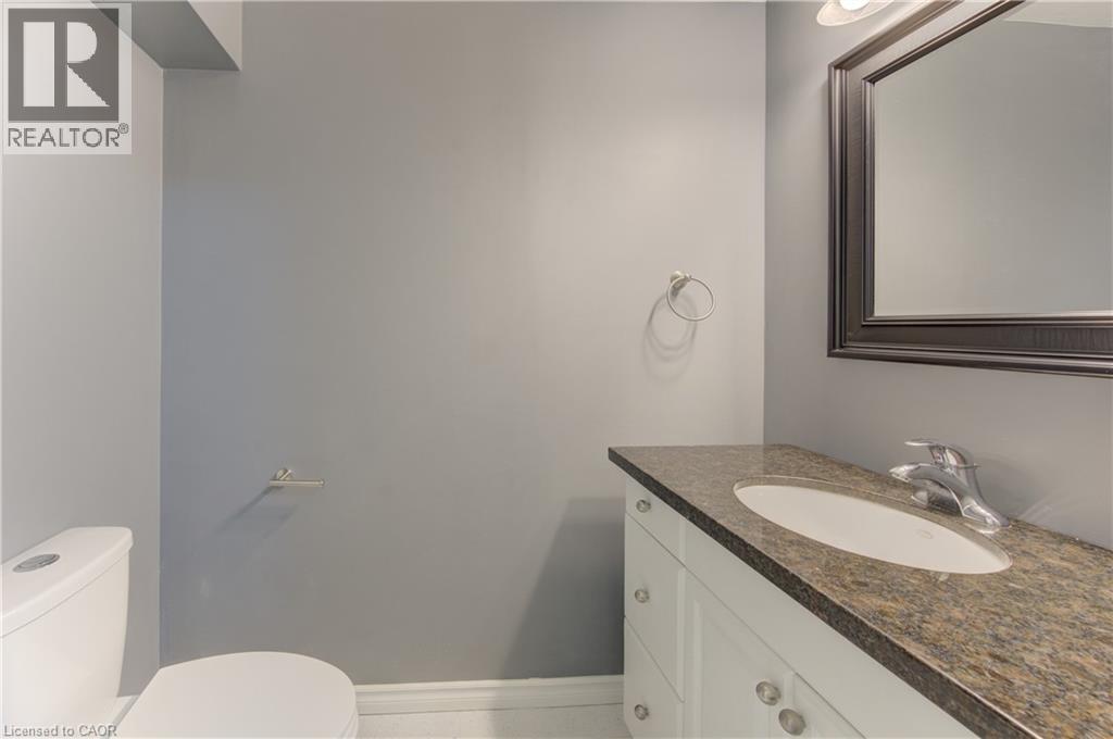 15 Player Street, Stratford, Ontario  N5A 1V1 - Photo 30 - 40857258