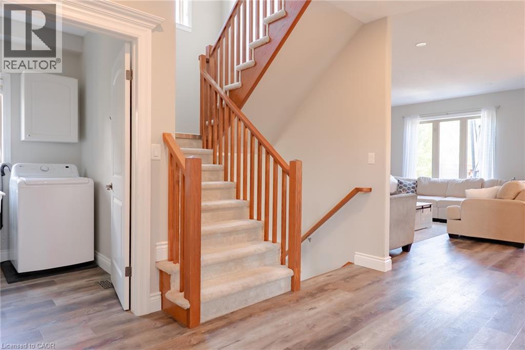 4303 Arejay Avenue, Beamsville, Ontario  L3J 0P8 - Photo 4 - 40857502