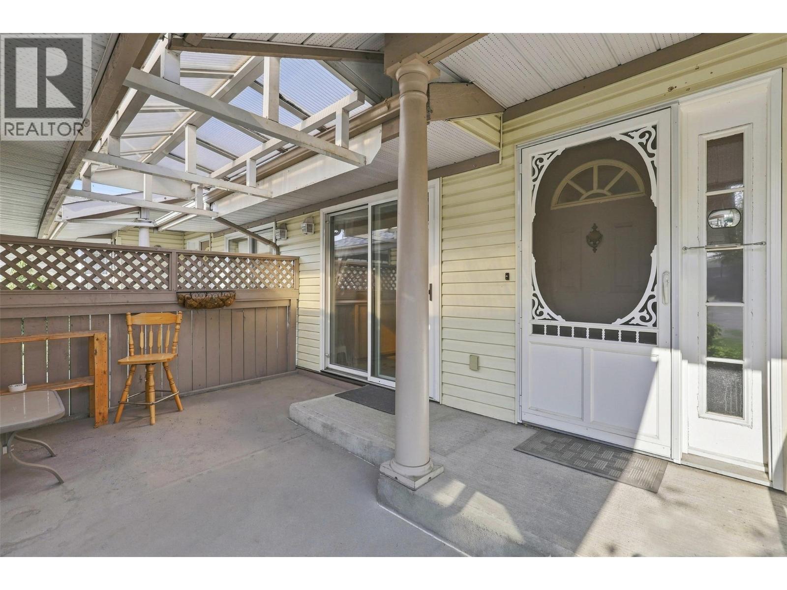 1717 Granite Avenue Unit# 12, Merritt, British Columbia  V1K 1B8 - Photo 3 - 10397549