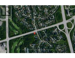 10 SILVERDALE CRESCENT, Toronto, Ontario