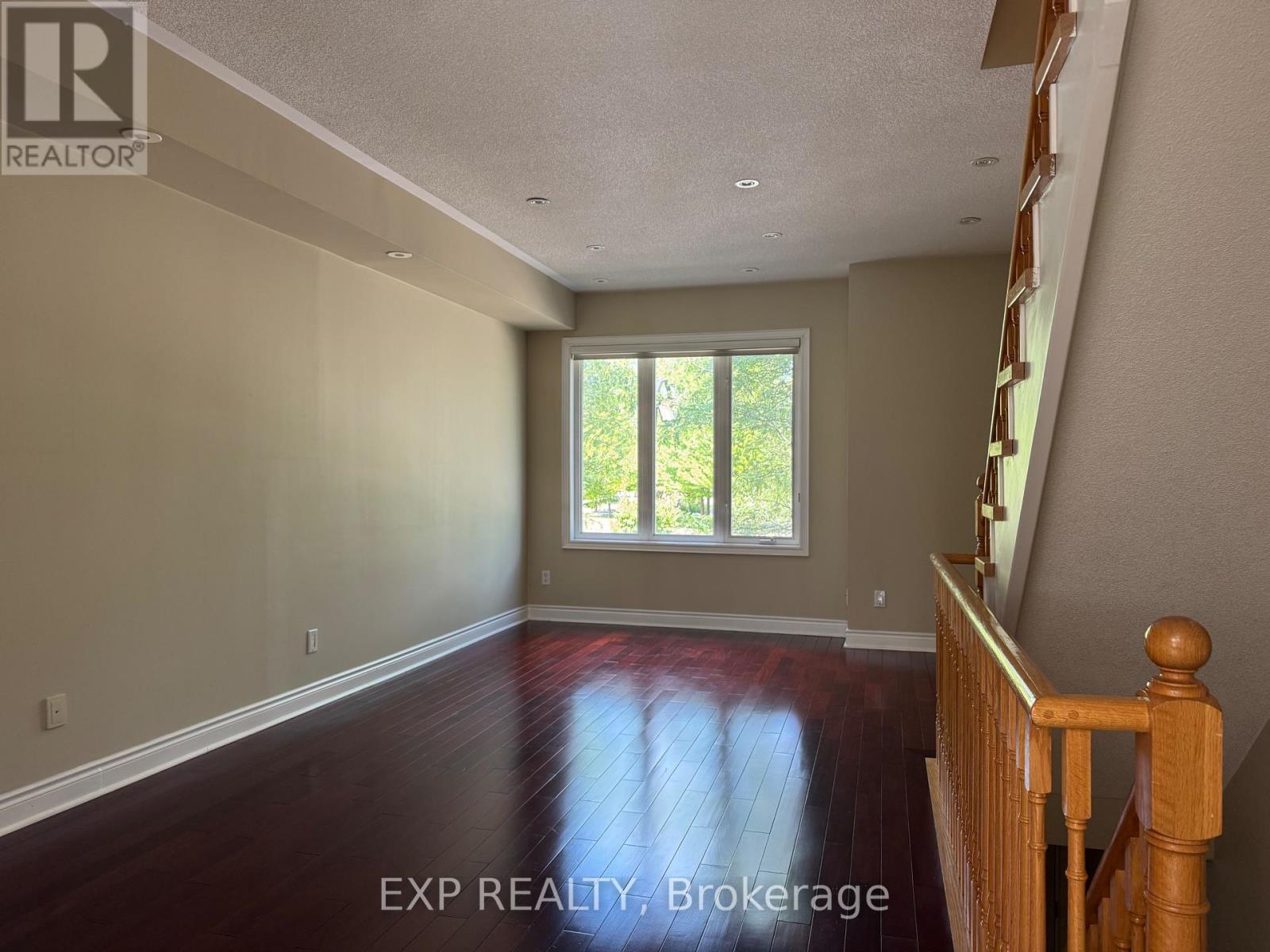 57 Galleria Parkway, Markham, Ontario  L3T 0A3 - Photo 3 - N13698908