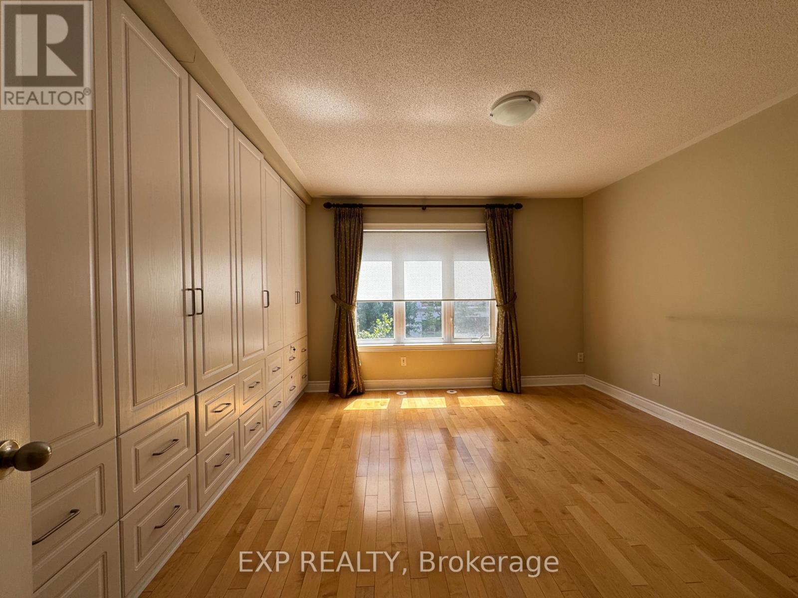 57 Galleria Parkway, Markham, Ontario  L3T 0A3 - Photo 5 - N13698908