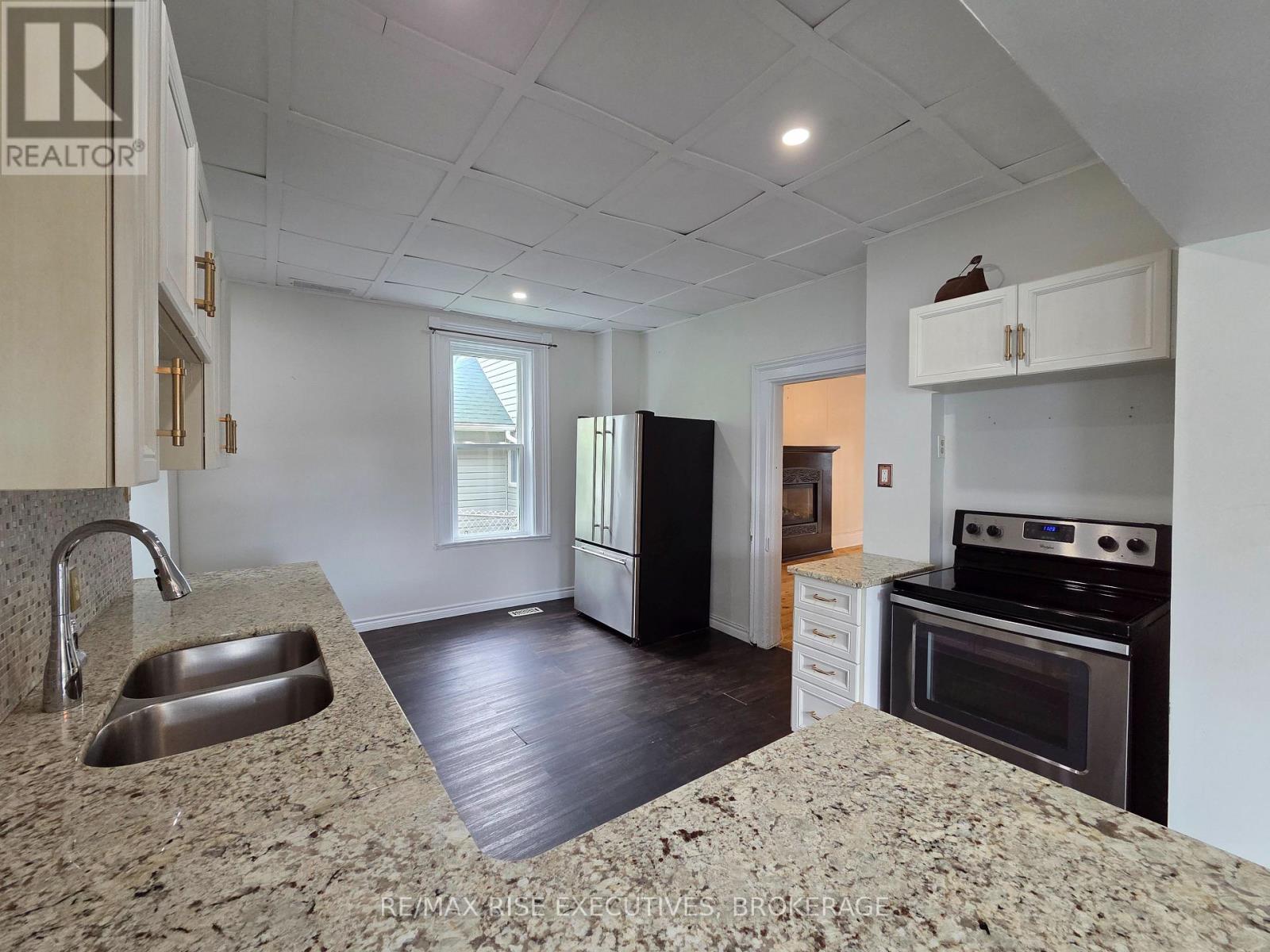 18 Stone Street, Belleville, Ontario  K8P 1Z9 - Photo 11 - X13687632