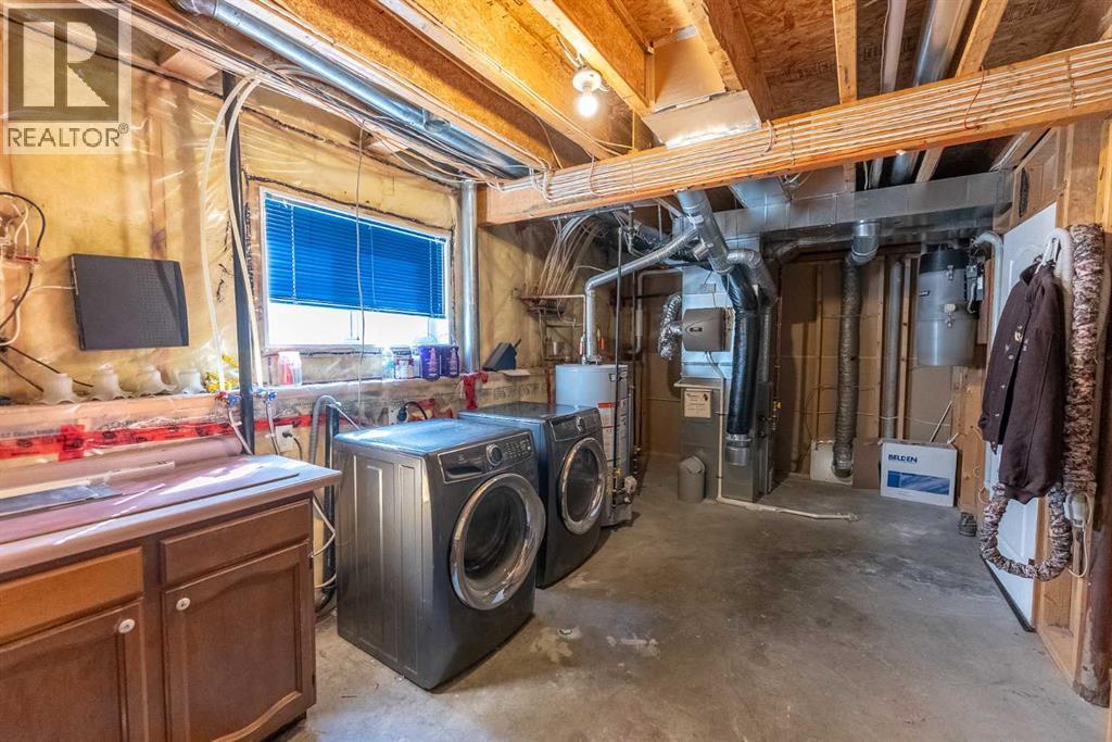 73 Ogilvie Close, Red Deer, Alberta  T4P 3X7 - Photo 36 - A2334330