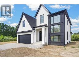 3450 OKE, LaSalle, Ontario