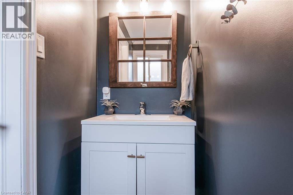 51 Murrayhill Court, Kitchener, Ontario  N2E 1N8 - Photo 24 - 40857076