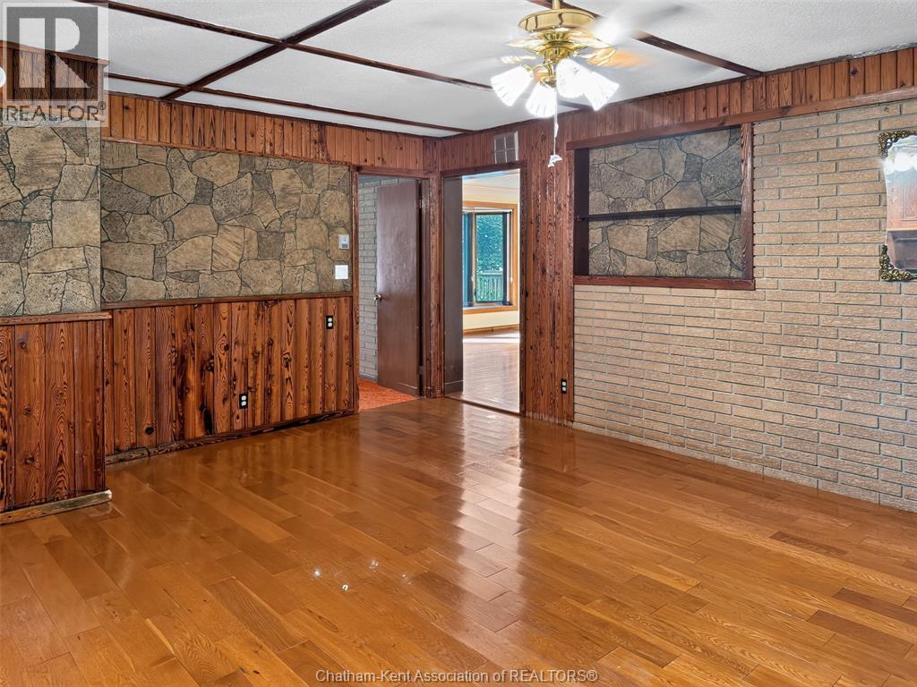 10156 Longwoods Road, Chatham, Ontario  N7M 5J7 - Photo 10 - 26020250