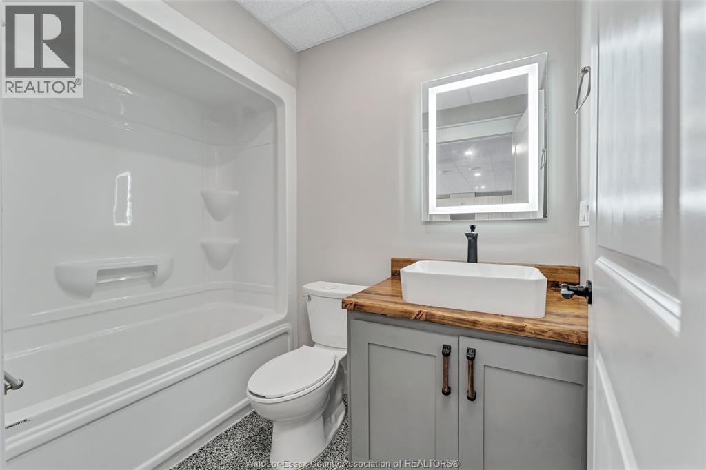 15 Renaud Street Unit# 204, Amherstburg, Ontario  N9V 4A9 - Photo 17 - 26020485