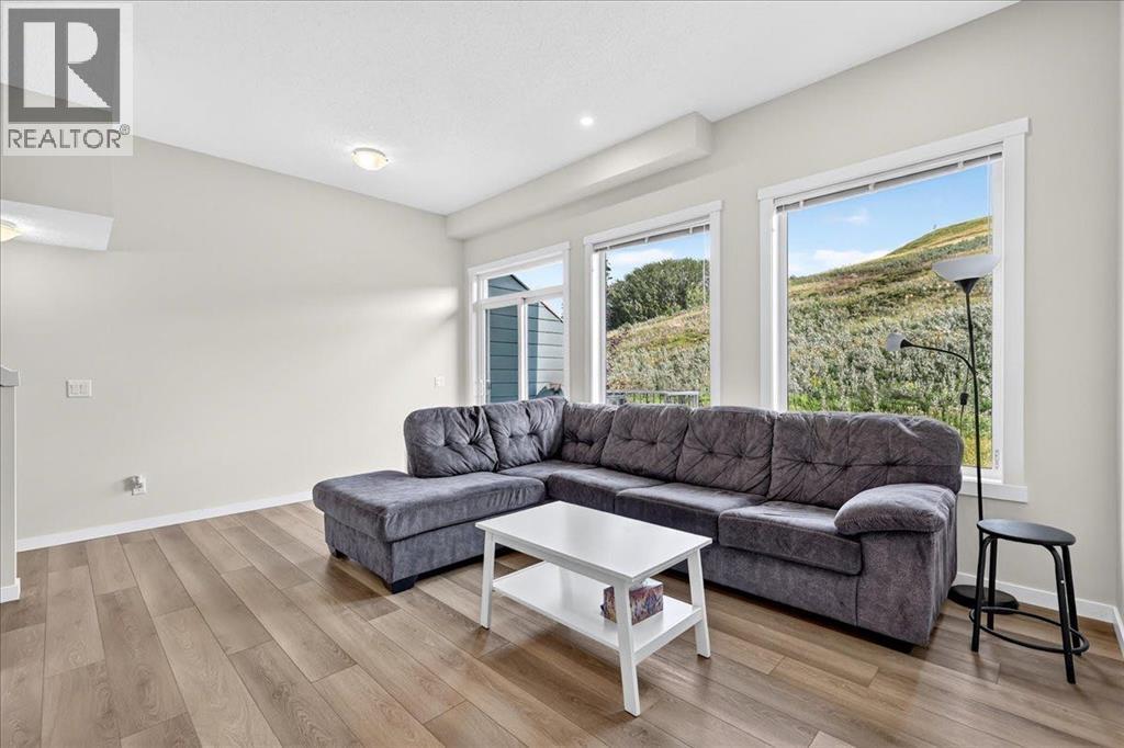 246 Cranbrook Square SE, Calgary, Alberta T3M 3E3 - Photo 6 - A2339123