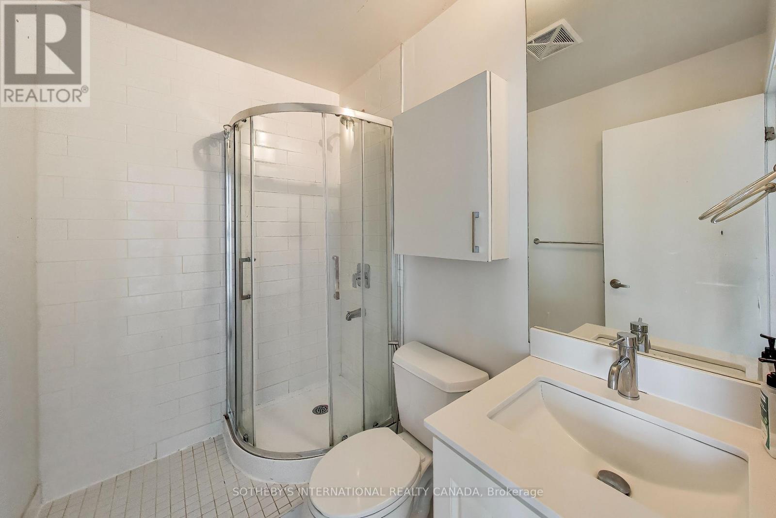 3305 - 37 Grosvenor Street, Toronto, Ontario  M4Y 3G5 - Photo 10 - C13701156
