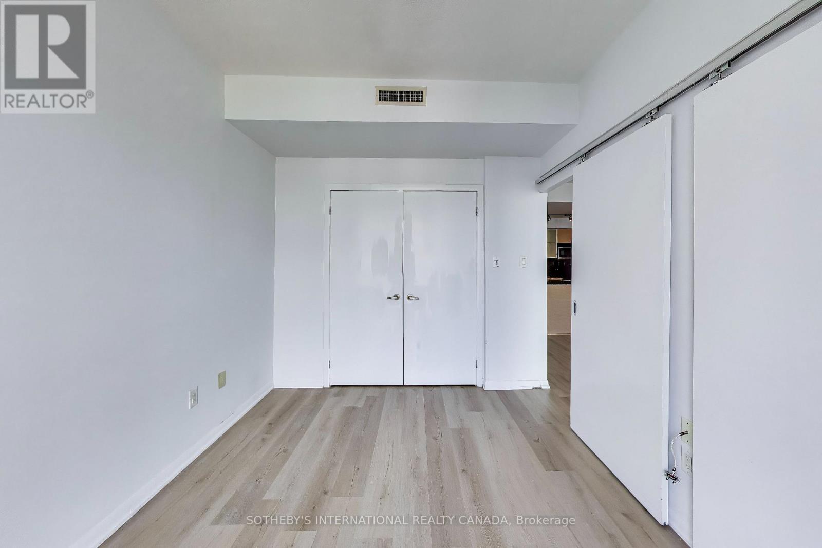 3305 - 37 Grosvenor Street, Toronto, Ontario  M4Y 3G5 - Photo 9 - C13701156