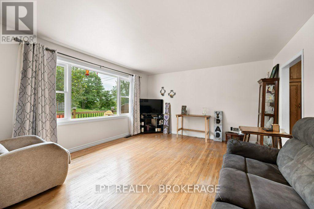 6175 Lakeview Drive, Frontenac, Ontario  K0H 2W0 - Photo 9 - X13701566