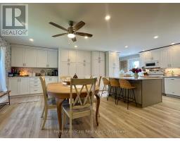 4 WARNICA DRIVE, Kawartha Lakes, Ontario