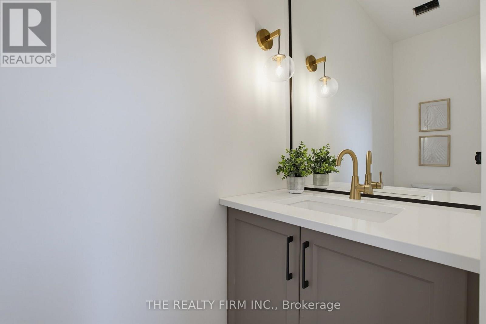 291 Elizabeth Street, Southwest Middlesex, Ontario  N0L 1M0 - Photo 13 - X13701468